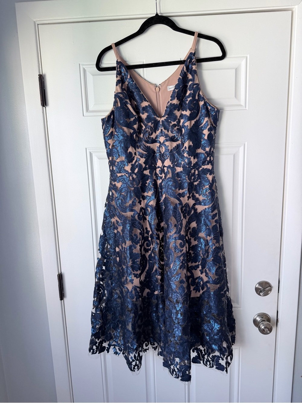 Dress the population size XL Blair Dress NAVY BLUE NUDE V-neck midi sequin - Picture 2 of 6